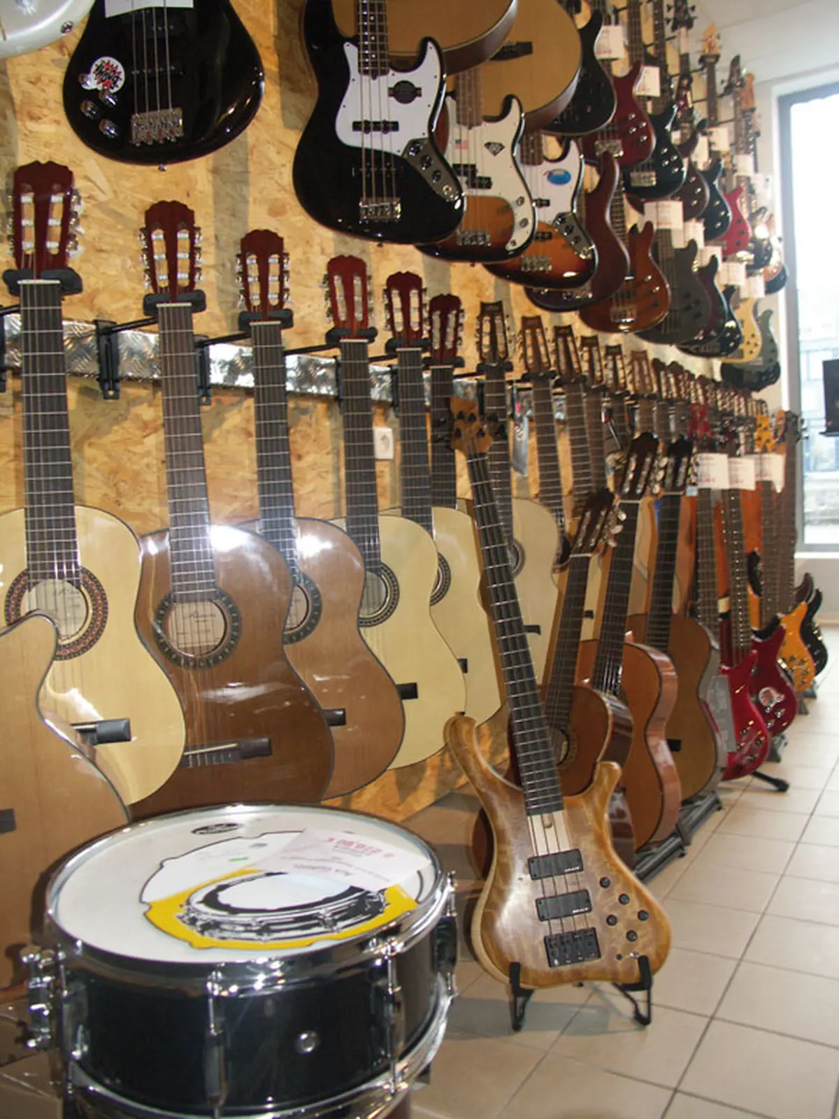 Un nouveau magasin pour Aux Guitares