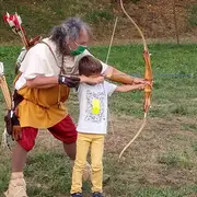 𝗠𝗘́𝗗𝗜𝗘́𝗩𝗔𝗟𝗢𝗜̈𝗗𝗘𝗦 – 𝗞𝗲𝗿𝗺𝗲𝘀𝘀𝗲 𝗺𝗲́𝗱𝗶𝗲́𝘃𝗮𝗹𝗲