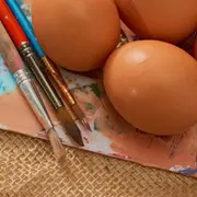 Atelier d'initiation à la peinture à l'oeuf.