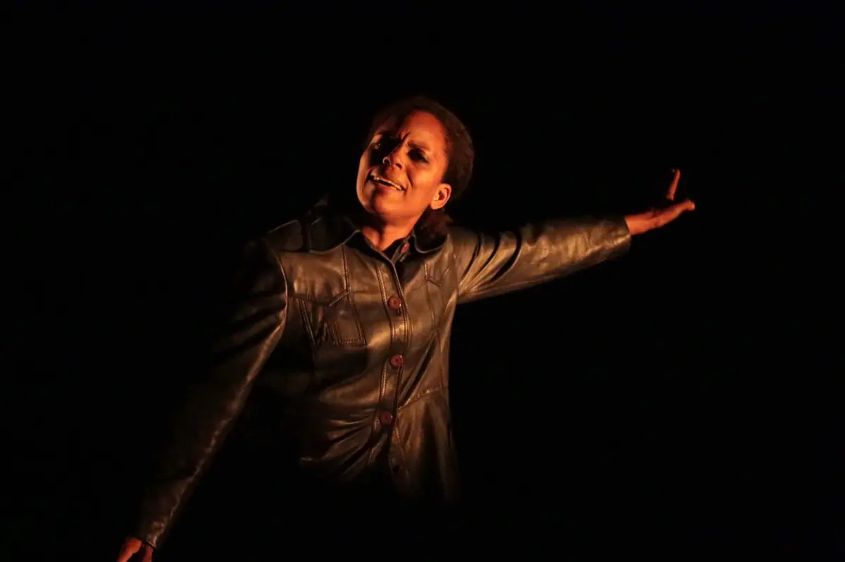 Moi, fardeau inhérent / Festival faraway