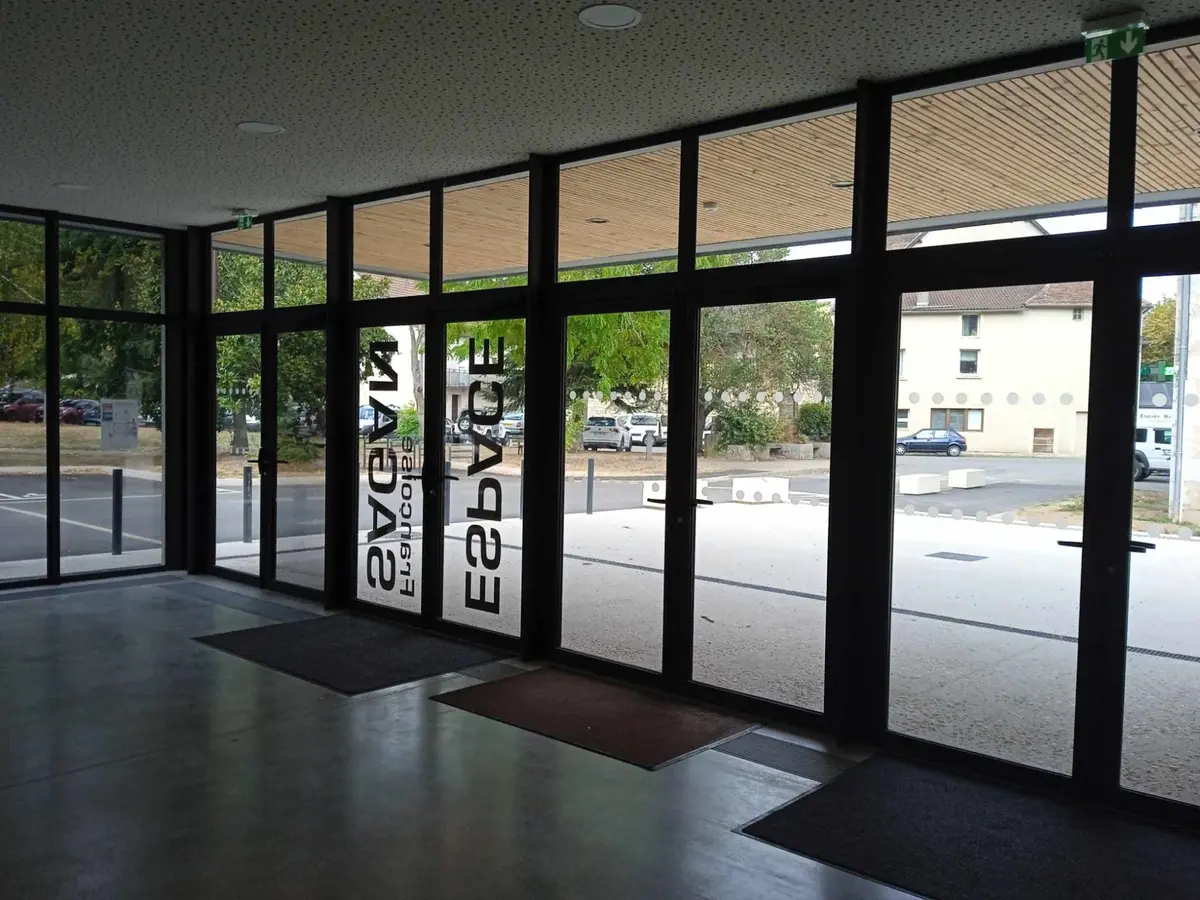 Espace Françoise Sagan (complexe agora et salle des fêtes)