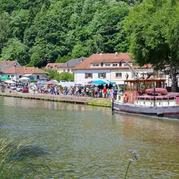 Vide grenier à Lutzelbourg