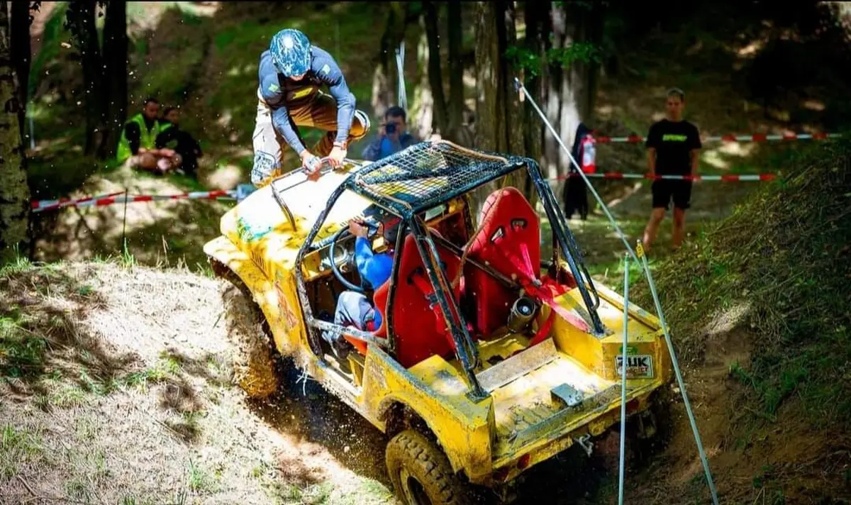Trial 4x4