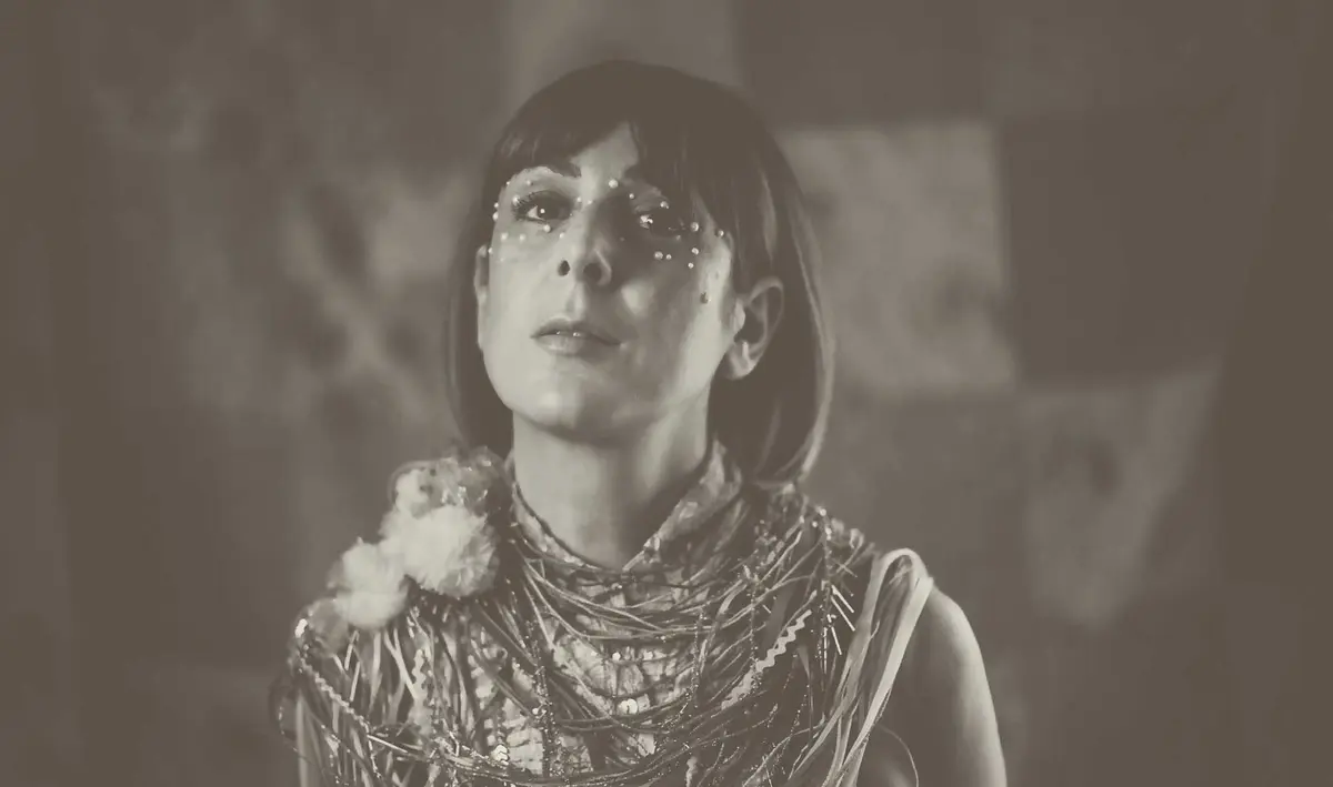 Sarah Lenka Quartet - Isha