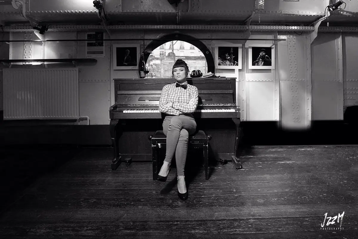 Olinka Mitroshina Feat. César Poirier - Soirée piano bar (Jazz/Blues) 