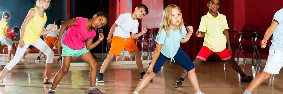 Semaine de la Danse à la Halle Flachat - initiation enfant modern jazz