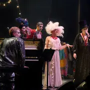 LA BARBICHETTE - Je te tiens, tu me tiens par...