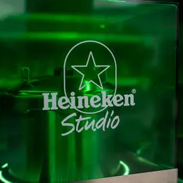 Près de Rennes, place à la découverte du Heineken Studio Truck