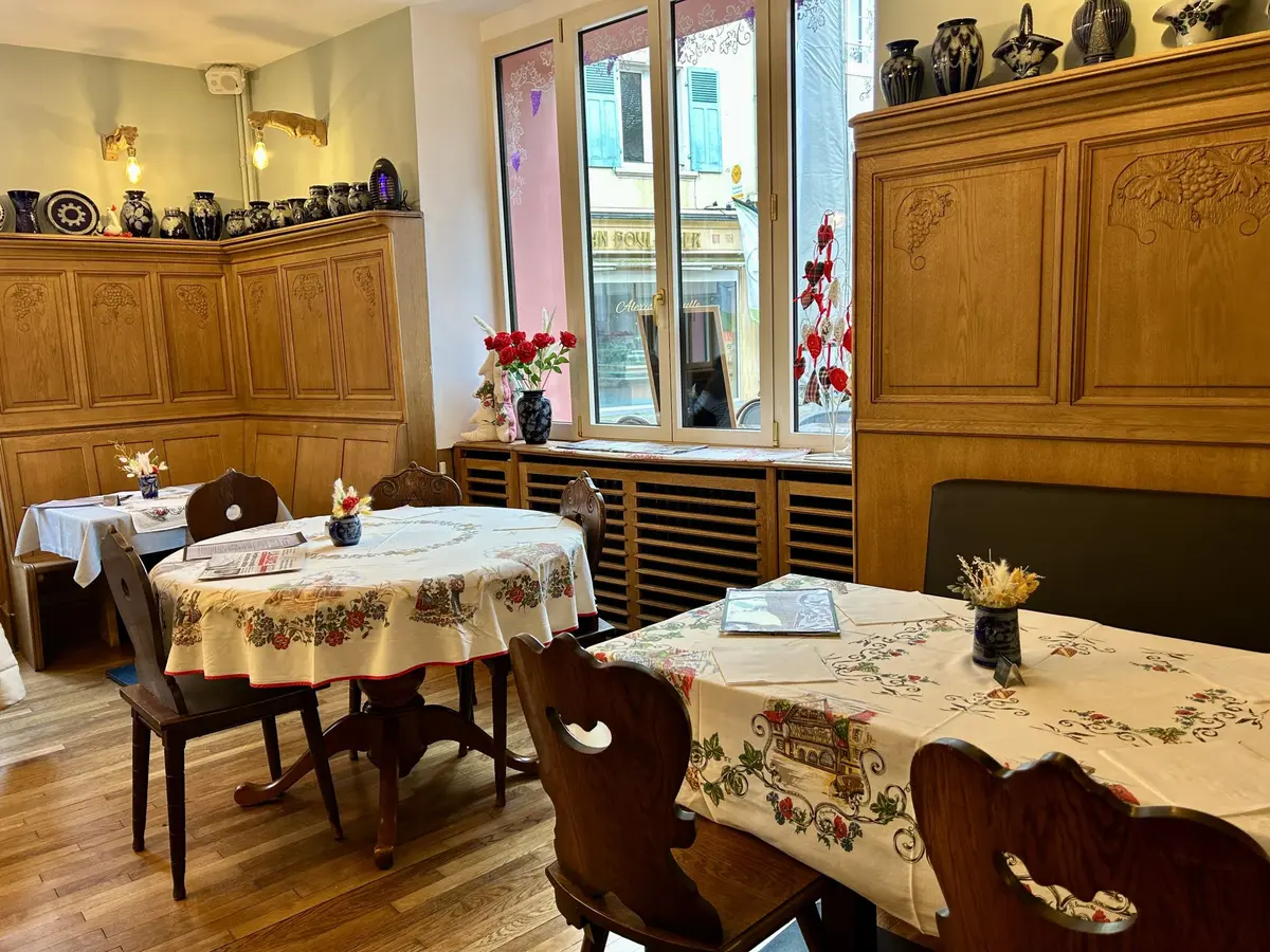 Salon de thé de l'Hostellerie Alsacienne : gourmandises et jeux