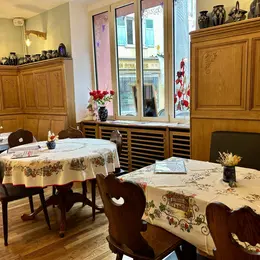 Salon de thé de l'Hostellerie Alsacienne : gourmandises et jeux