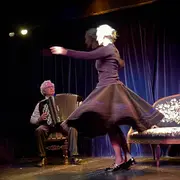 Herbe sauvage. A l'ombre du dédain. Hommage à Marianne Oswald