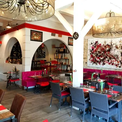 Restaurant l'Ô à la Bouche au Somail