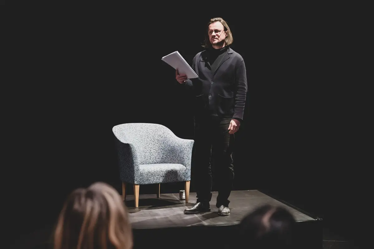 Festival faraway 2026 : Comité de recherche et de traduction