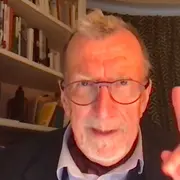 « Il est temps d’atterrir » de Raphaël Girardot et Vincent Gaullier