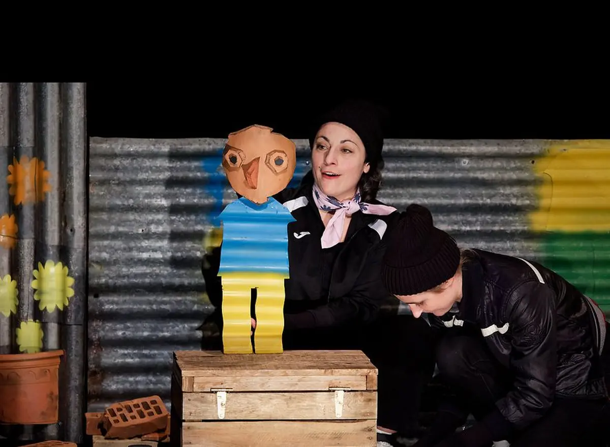 Tu sais siffler, Berra ?  - En attendant Momix