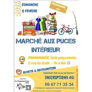Marché aux puces en salle 
