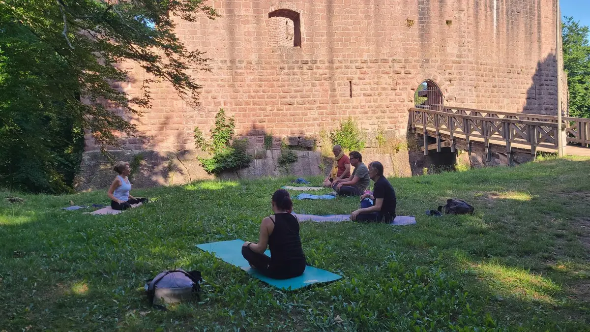 Yoga doux au château de Wangenbourg