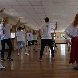 Summer Line Dance (Danse en Ligne)