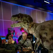 Super-héros et dinosaures expo