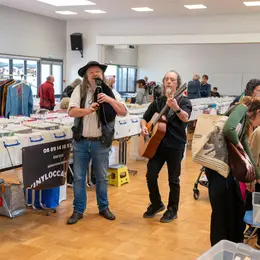 8ème Vide-grenier en musique
