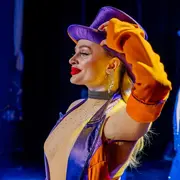 Inauguration du centenaire : spectacle de music-hall