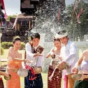 Festival de l'eau thaïlandaise 2026 : Songkran au Wat Pho Paris
