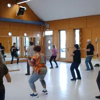 Pratique libre de Qi gong d'été 2026 &copy; Joffrey REYMOND