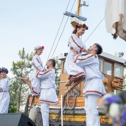 Fête « Midsommar » à Rulantica