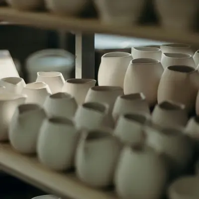 Atelier céramique du Néolithique et conte de Noël