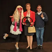 Et en voiture Simone !