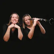 Las Hermanas  Caronni - El espacio del tiempo