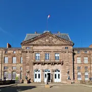 Le château de fond en comble 