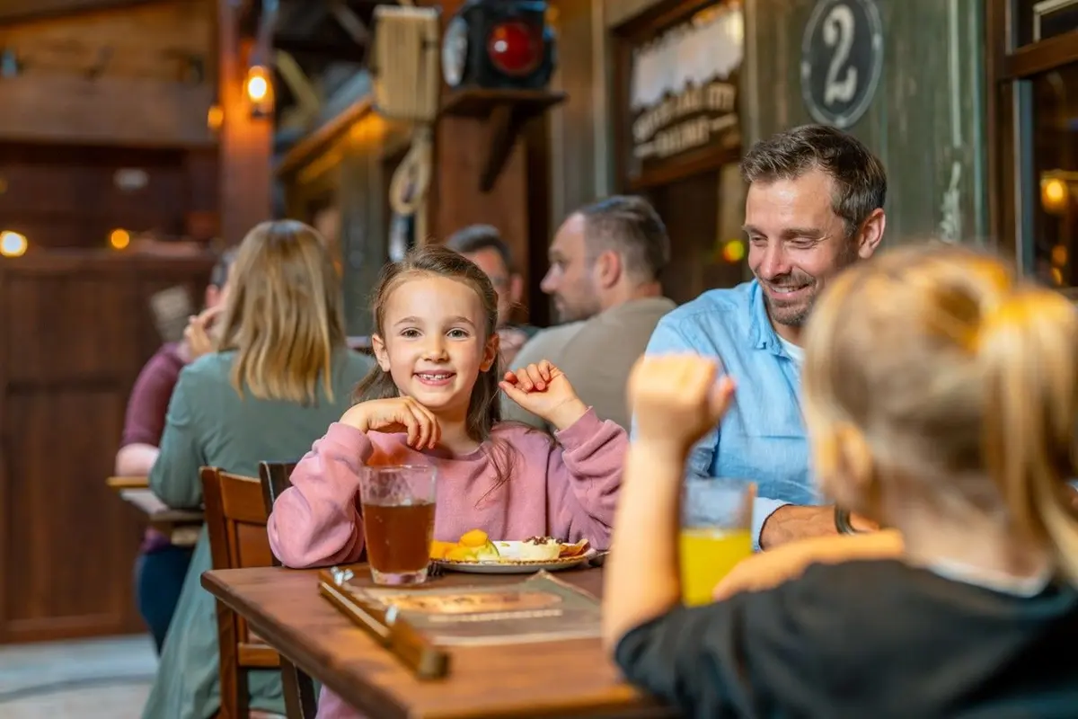 Country Brunch au restaurant « Diner Station » à Silver Lake City 