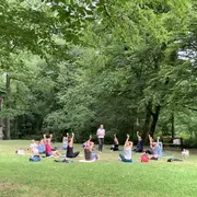 Yogarbre : Yoga en plein air & voyage sonore 
