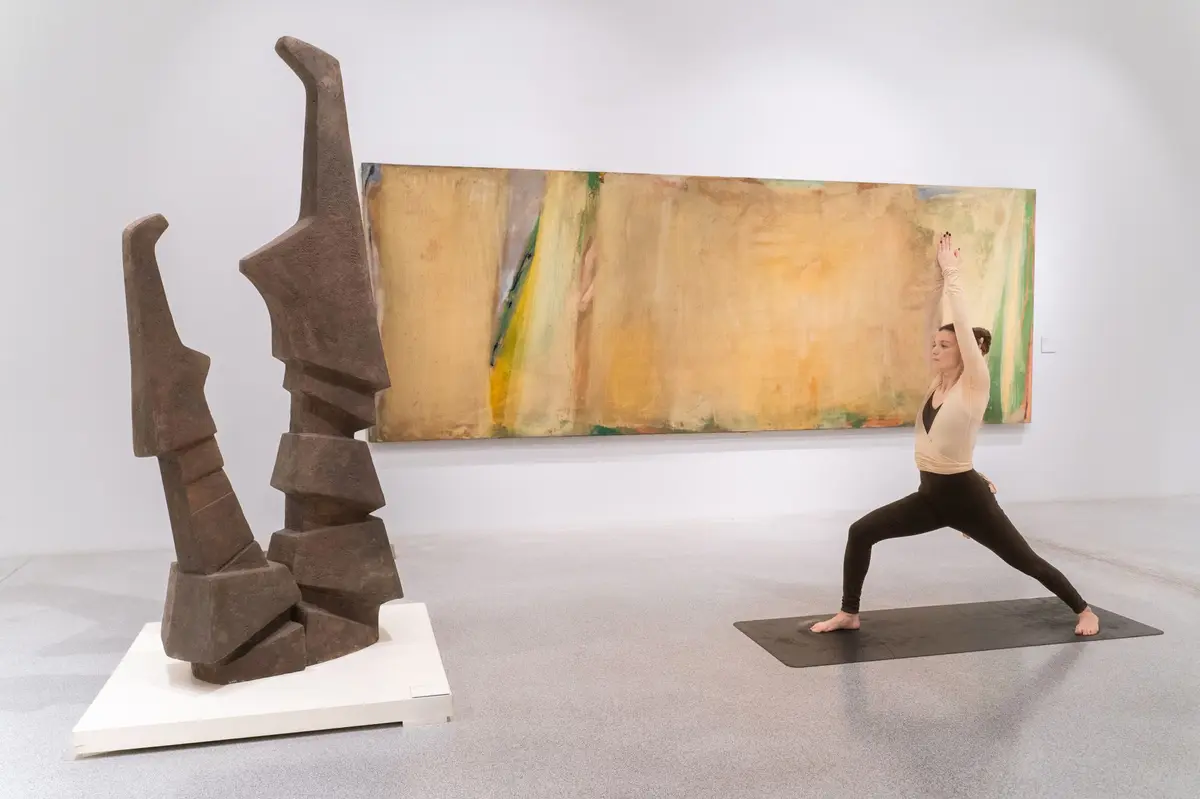 Cours de yoga I Silence, on respire. Yoga au musée