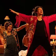 Jeune fille cherche maison douce où pratiquer son piano