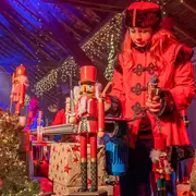 La fabrique des rêves, spectacle déambulatoire Noël 2025