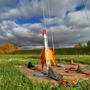 Atelier de construction et de lancement de mini-fusées