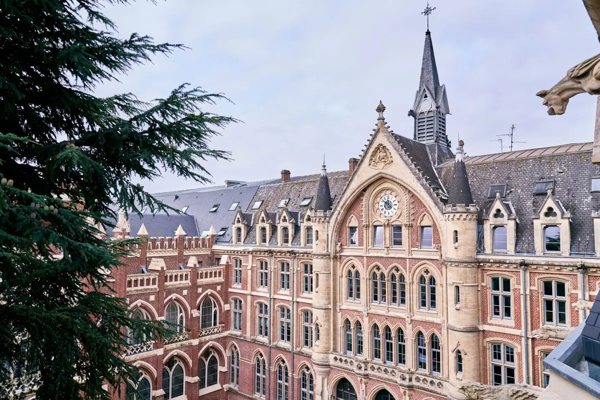 Journées portes ouvertes “hybrides” à l’Université Catholique de Lille !