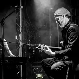 Poèmes de secours – Julie Lagarrigue en trio