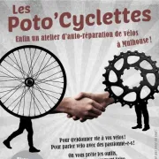 Auto-réparation de vélo par Poto\'cyclettes