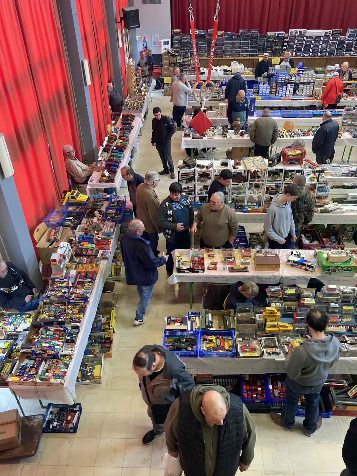 Bourse aux miniatures