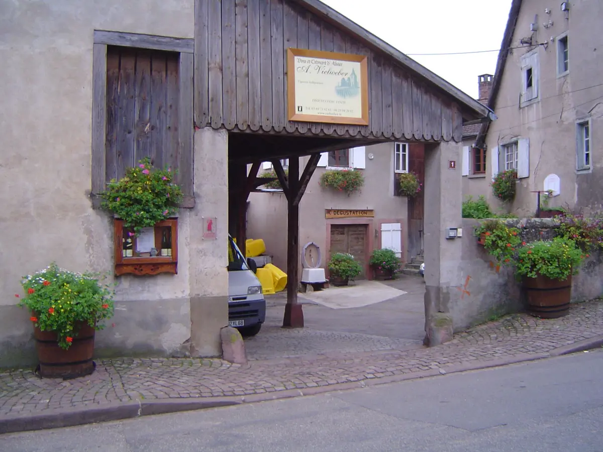 L'entrée de la Cave Vielweber