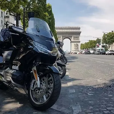 Liberty Trans taxi moto