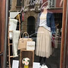 Boutique Open Clothes