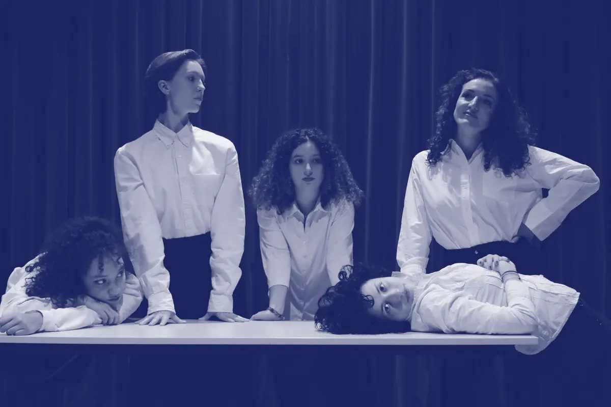 Un désir en jupes noires