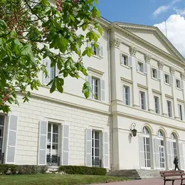HEC Paris Le Château