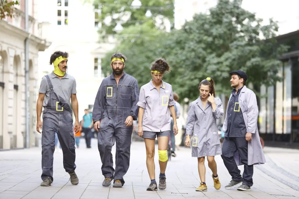 Art'r 2026 - [THE FRAME] Elèctrico 28