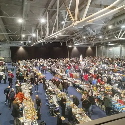 Bourse internationale jouets miniatures 