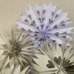 Atelier ADULTE : Fabriquez des grandes étoiles en Noël en papier 